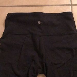 Black lululemon leggings